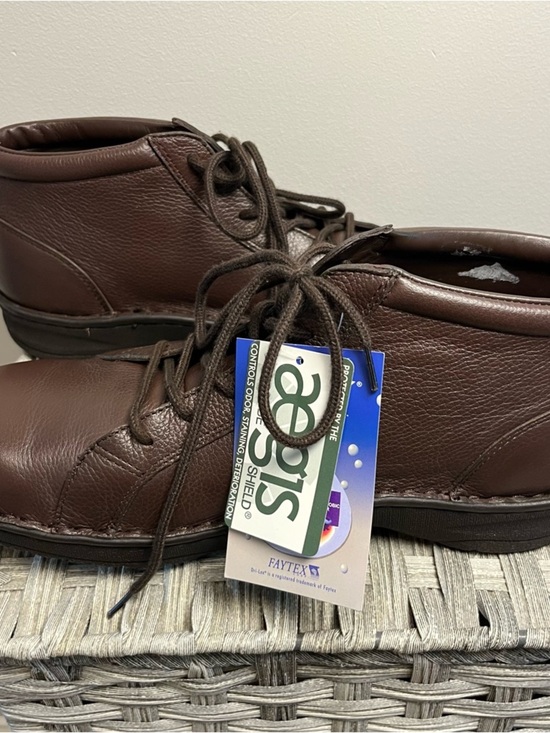 DREW Men’s Therapeutic Comfort Brown Leather Ankle Boots Size 11 Wide New